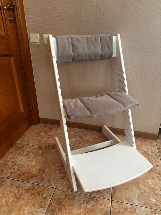Продам детский стул