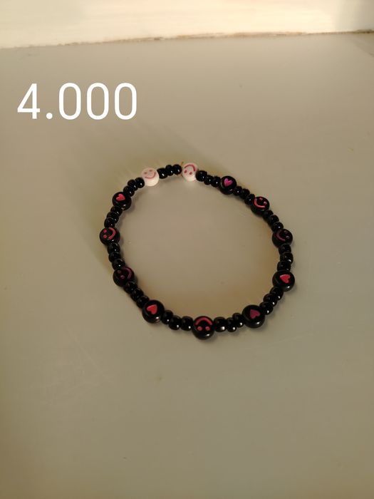 Продаю браслеты своими руками