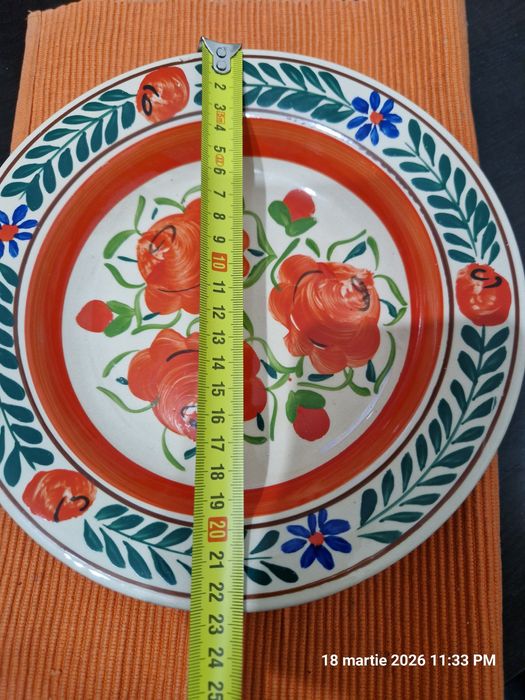 Farfurie veche traditională