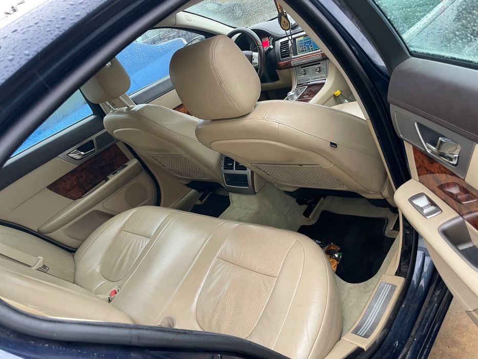 JAGUAR XF 2010 — imagine 5