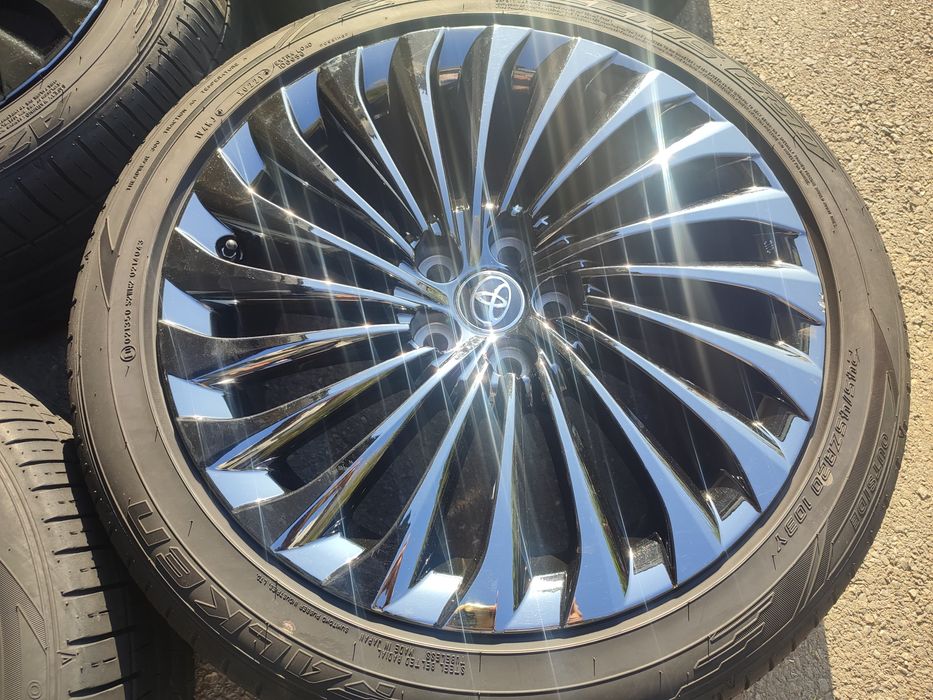 20" оригинални алуминиеви джанти за Lexus LS500/Toyota Highlander.