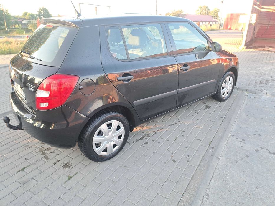 SKODA Fabia 2009 — imagine 5