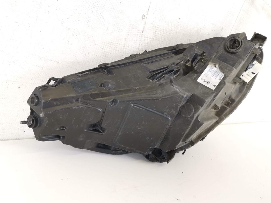 Ляв фар Led Tesla Model 3/Y / Lqv far Led Tesla Model 3/Y Оригинален,