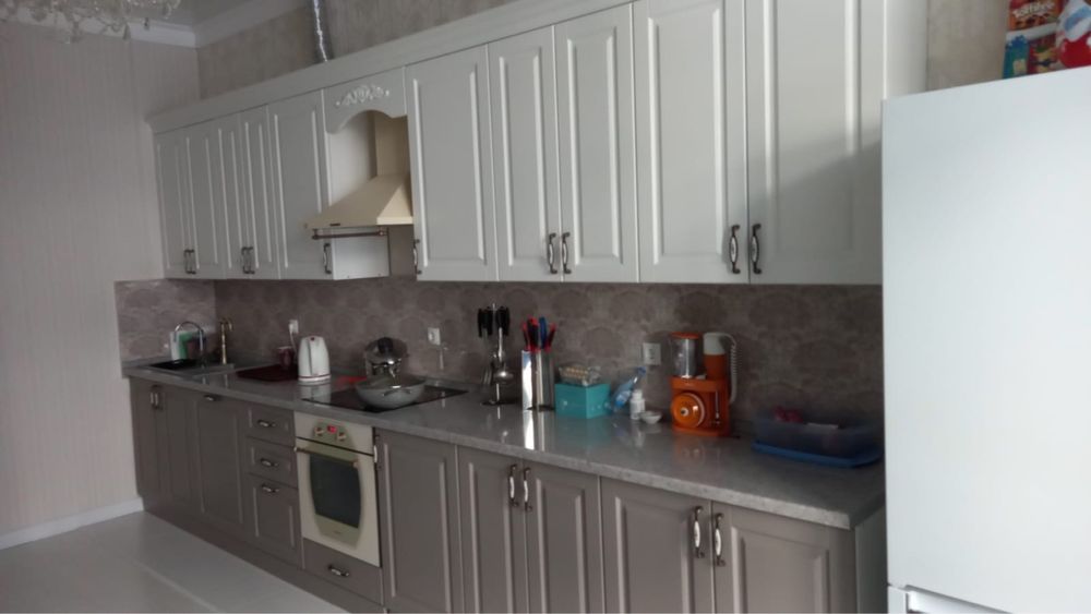 Продам кухонную мебель