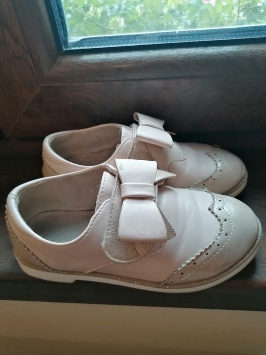 Pantofi eleganti fetite, mărimea 26, piele la interior