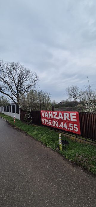 Teren  2100 mp. Intravilan  asfalt in fata - Vedere 2