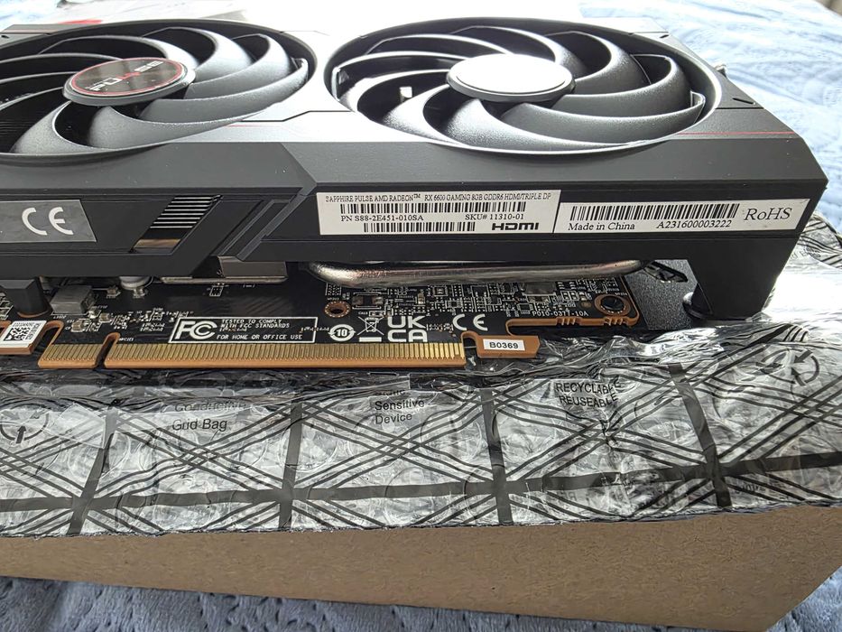 Placa video Sapphire Radeon RX 6600 PULSE, 8GB GDDR6, 128-bit