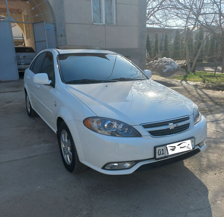 Срочно продаётся Автомобиль марки Жентра 3-позиции