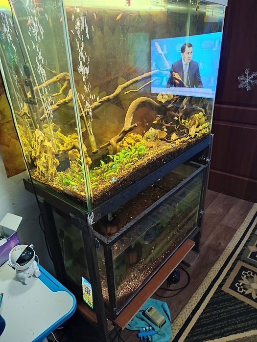 Продам аквариум 200 л с подставкой