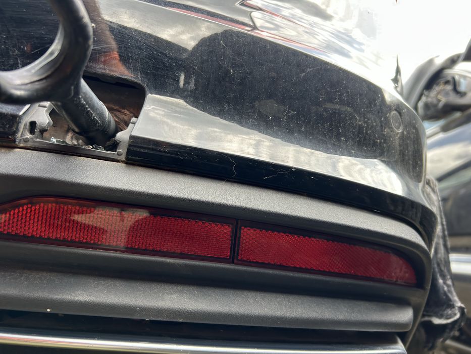 Catadioptru bară spate stânga și dreapta spate Audi A4 B9 break 2020