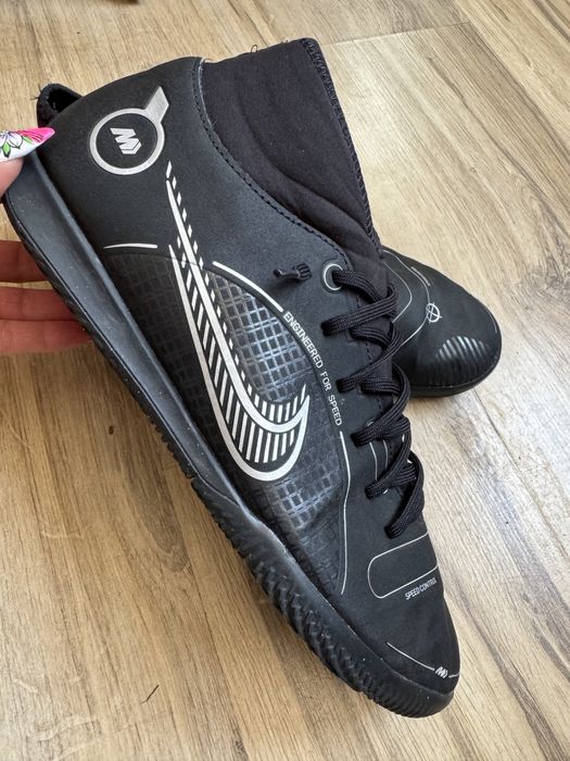 Оригинални футболни обувки сини PUMA Futurе FG/AG ! 41 н