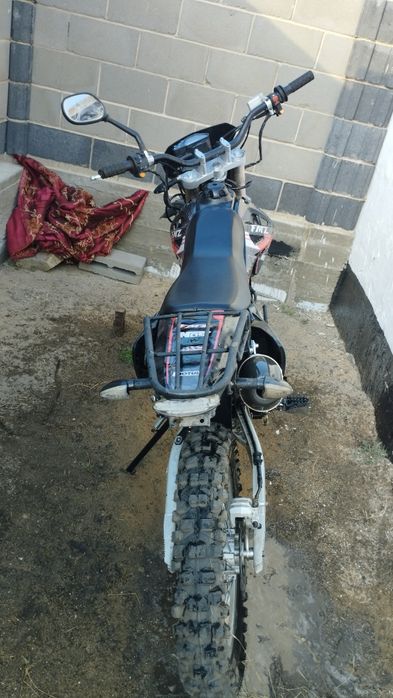 Мотоцикл эндуро 06