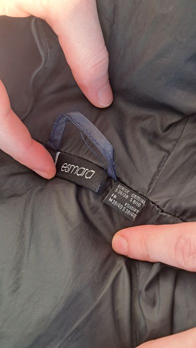 Vestă matlasată pe talie