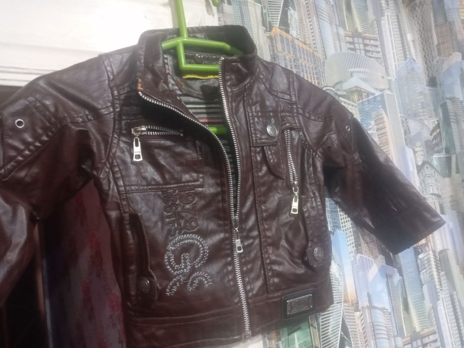 Продам детский комбинезон тёплый