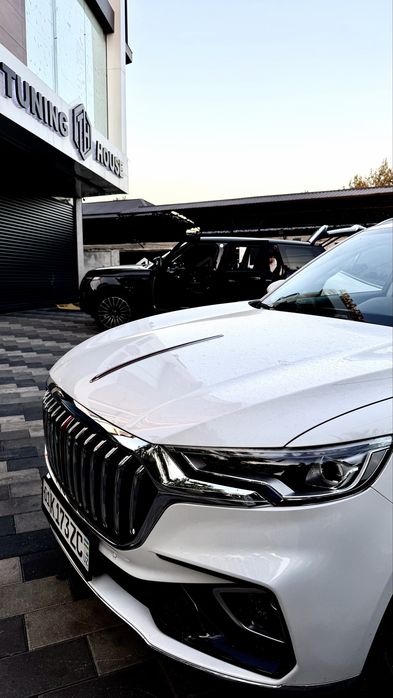 Hongqi hs5 2 turbina