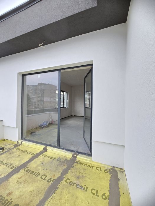 Продава се Двустаен апартамент в Горна Оряховица - 66 кв.м за 1107 €/кв.м - Снимка #2