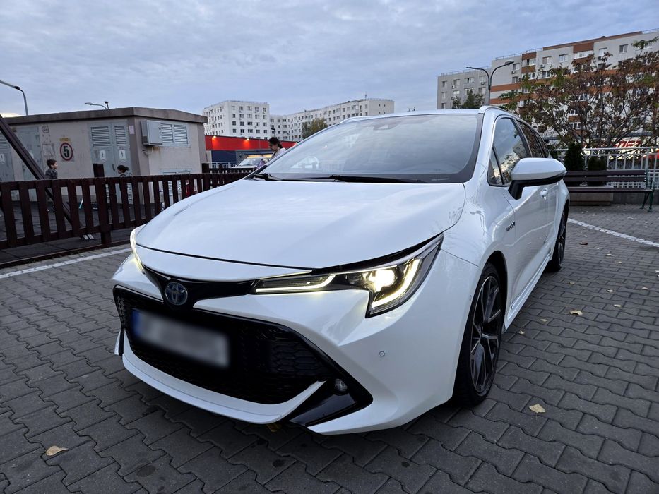 Toyota Corolla GR Exclusive Plus - HSD - E CVT 2.0 - 184 CP