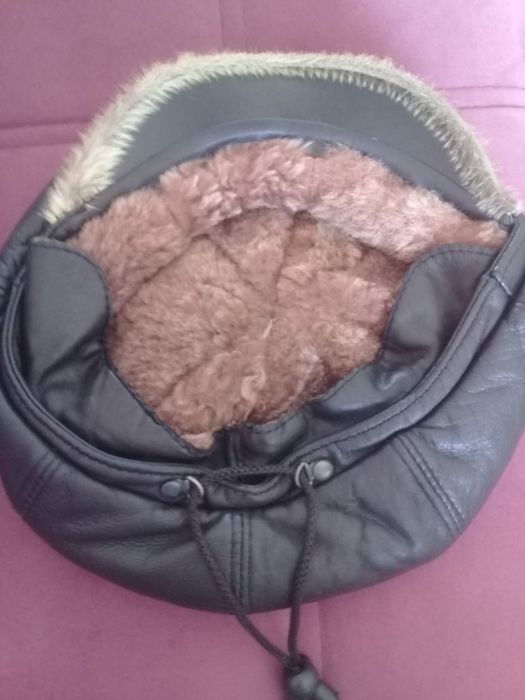 Женская зимняя кепка