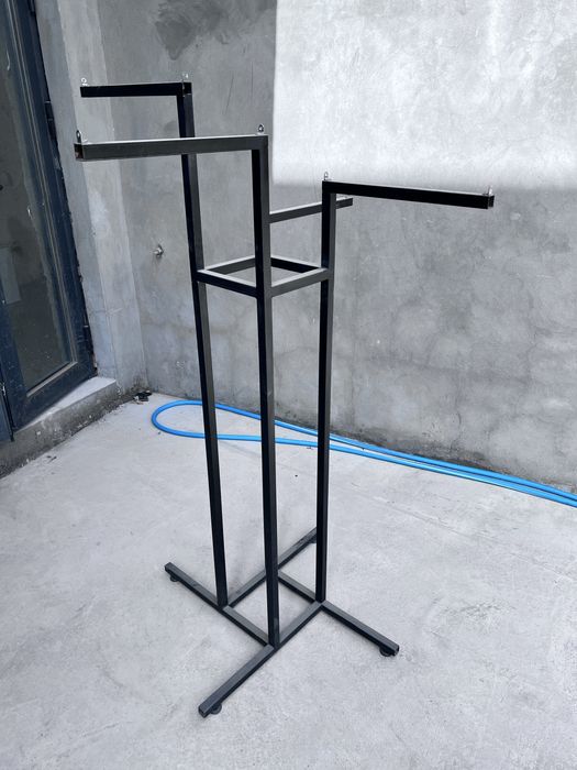 Кийим дукон учун маникен ва стол темир вешелкалар