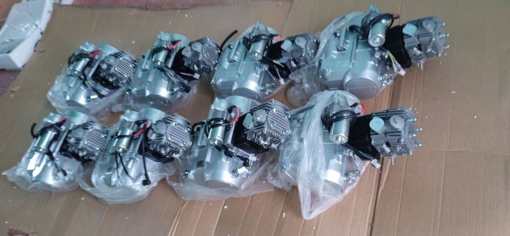 Продаётся 110 кубовый механический двигатель  НОВЫЙ.