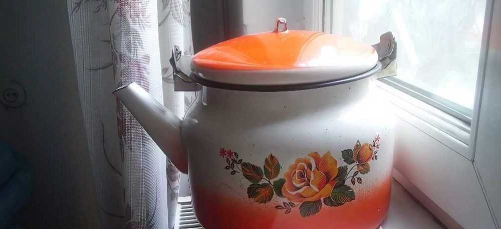 Продам чайник 4литра. Производство СССР. Цена окончательная