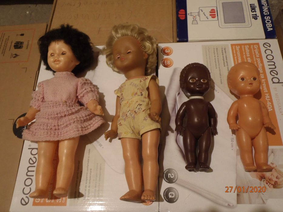 Кукли ретро от СОЦА + дрешки за тях - Неразопаковани - Чисто Нови