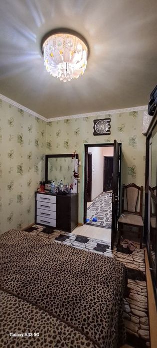 2 Xonali uy Sotiladi.