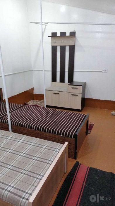 Сдаю комнаты студентам и рабочим. Xonalarni ijaraga berish.
