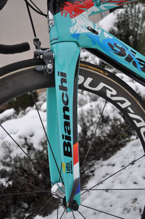 Bianchi Oltre XR4-dura ace di2-карбонов шосеен велосипед