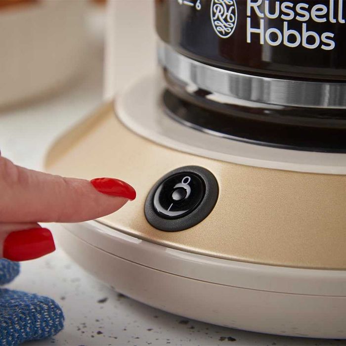 Шварц кафемашина Russell Hobbs, Brontë Stone, 1.25л, 1100W, технология WhirlTech, поддържане на топлината, стъклена кана, лек ДЕФЕКТ