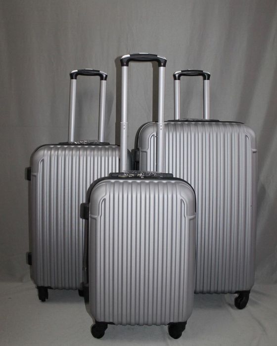 Дорожные чемоданы,сумки