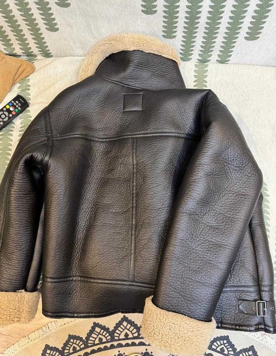 Продам женскую дубленку