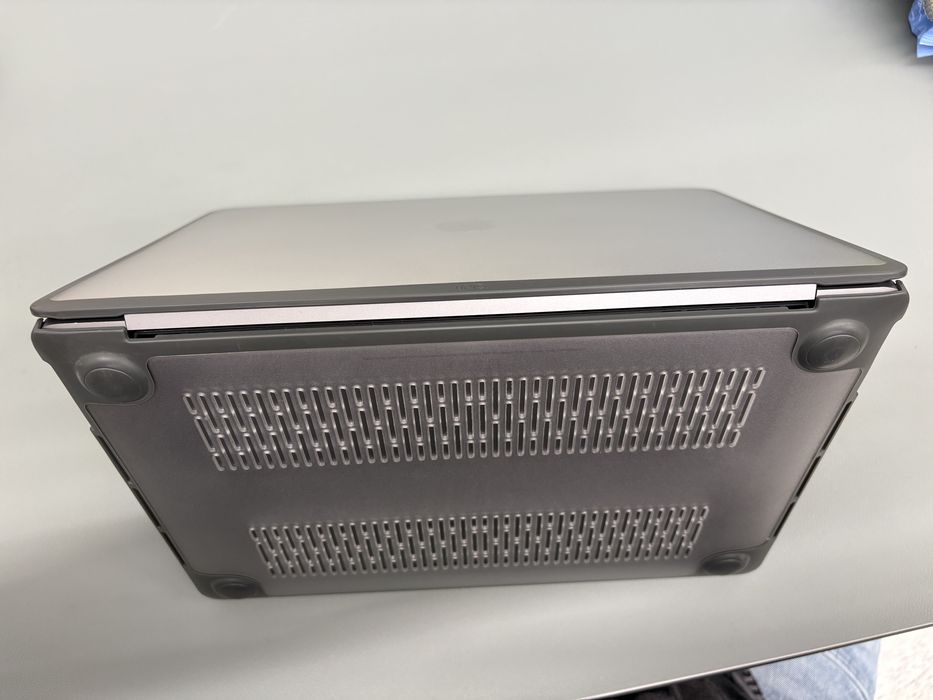 MacBook Pro 13” M1