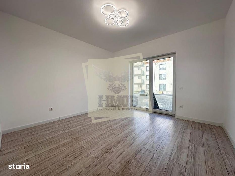 Apartament la cheie 3 camere balcon si parcare zona Supeco