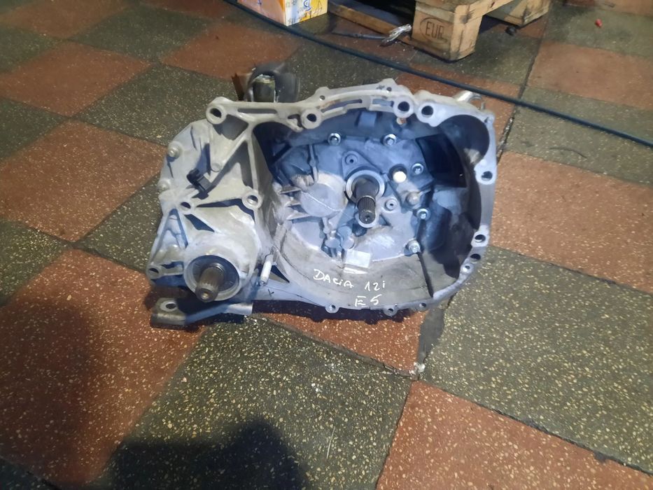 Cutie viteze manuala 5 trepte dacia Logan 1.2i euro5 renault 1.2