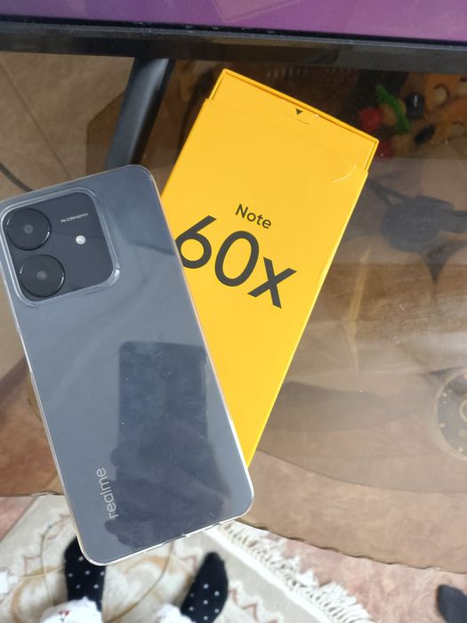 Продам телефон realme  60x  новый
