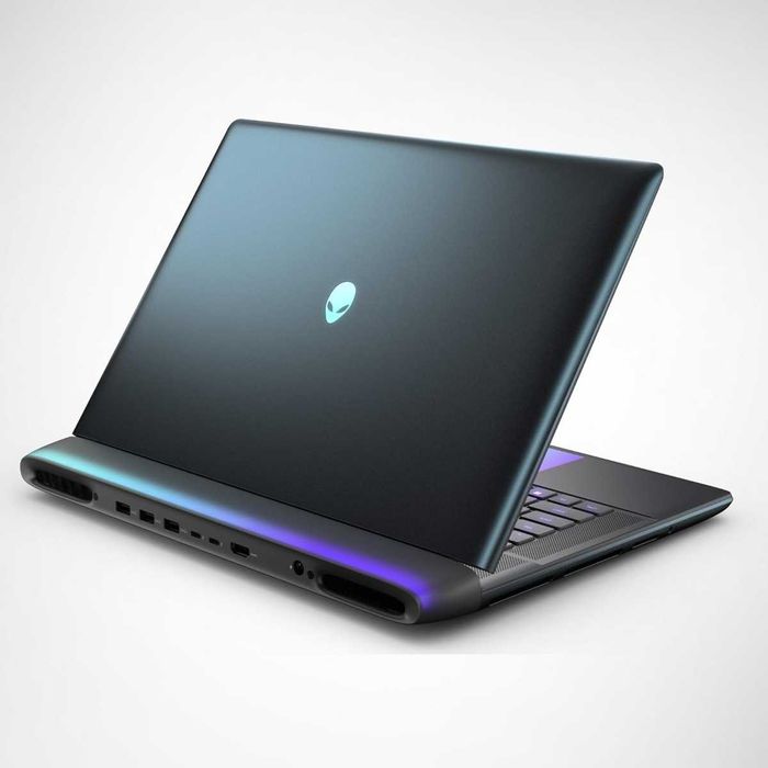 Dell Alienware 16 Intel Core Ultra 9-275HX 32GB DDR5 2TB RTX 5080 16GB