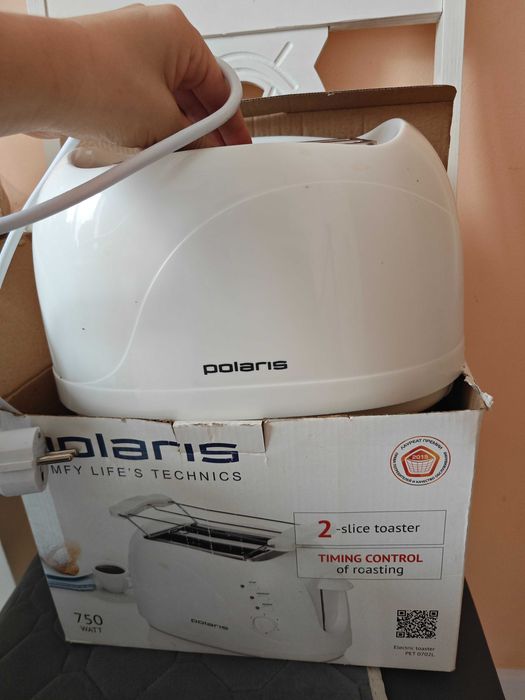 Продам тостер Polaris