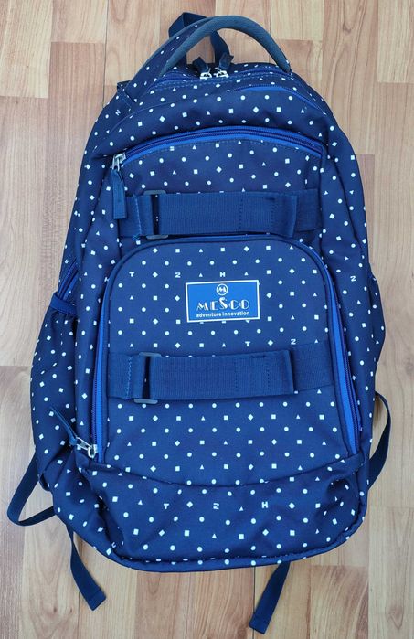 Ghiozdan ergonomic Mesco