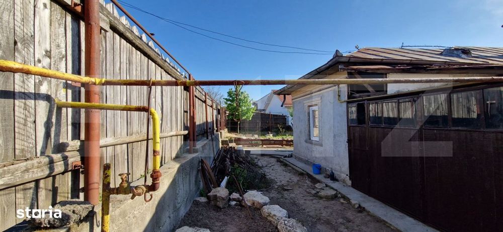 Casa batraneasca, teren 640 mp, toate utilitatile, zona Bariera Valcii