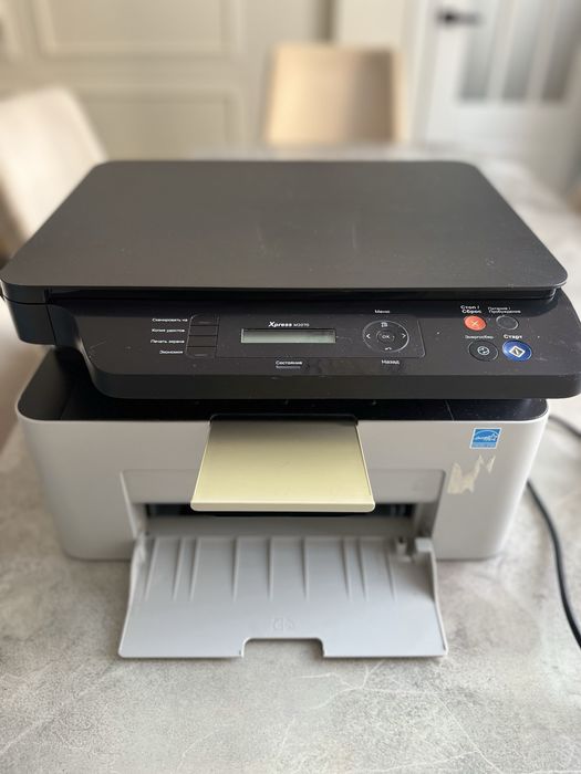 Принтер SAMSUNG Xpress M2070