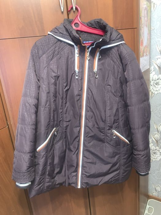 Женский пуховик-куртка