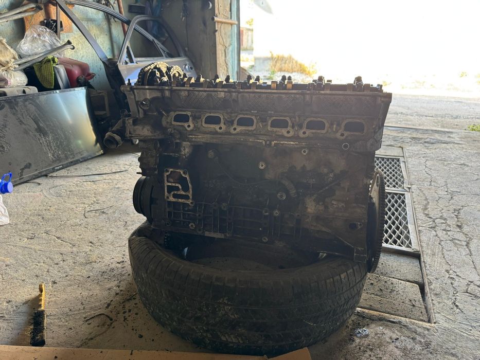 Продам двигатель BMW