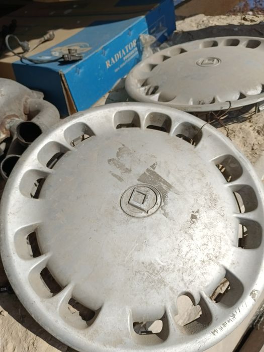 Продам колпаки на мазду
