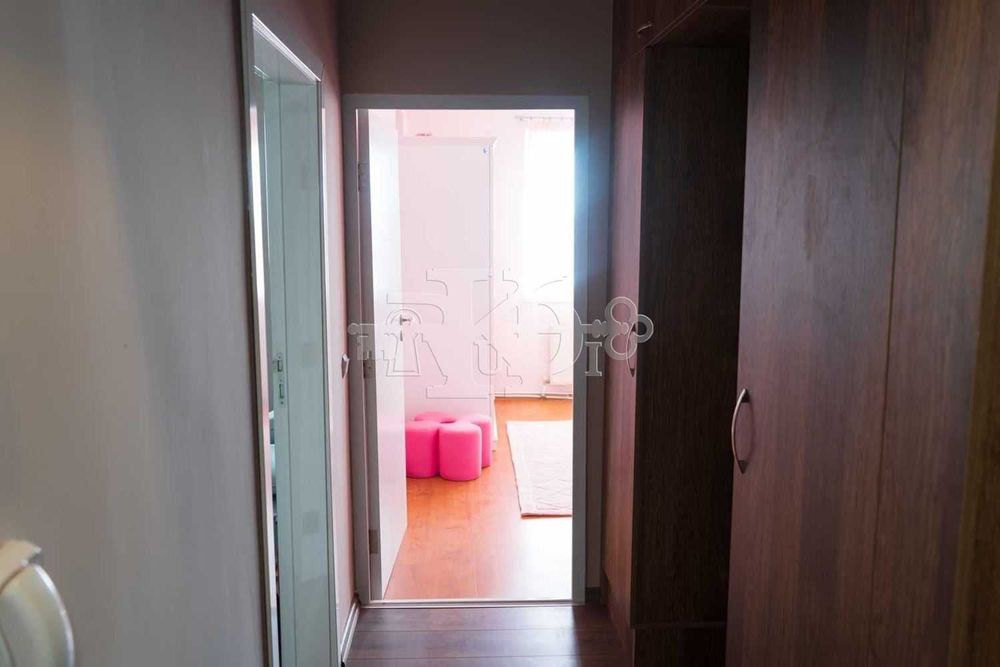 Продава се Четиристаен апартамент в Добрич, Христо Ботев - 98 кв.м за 1103 €/кв.м - Снимка #20