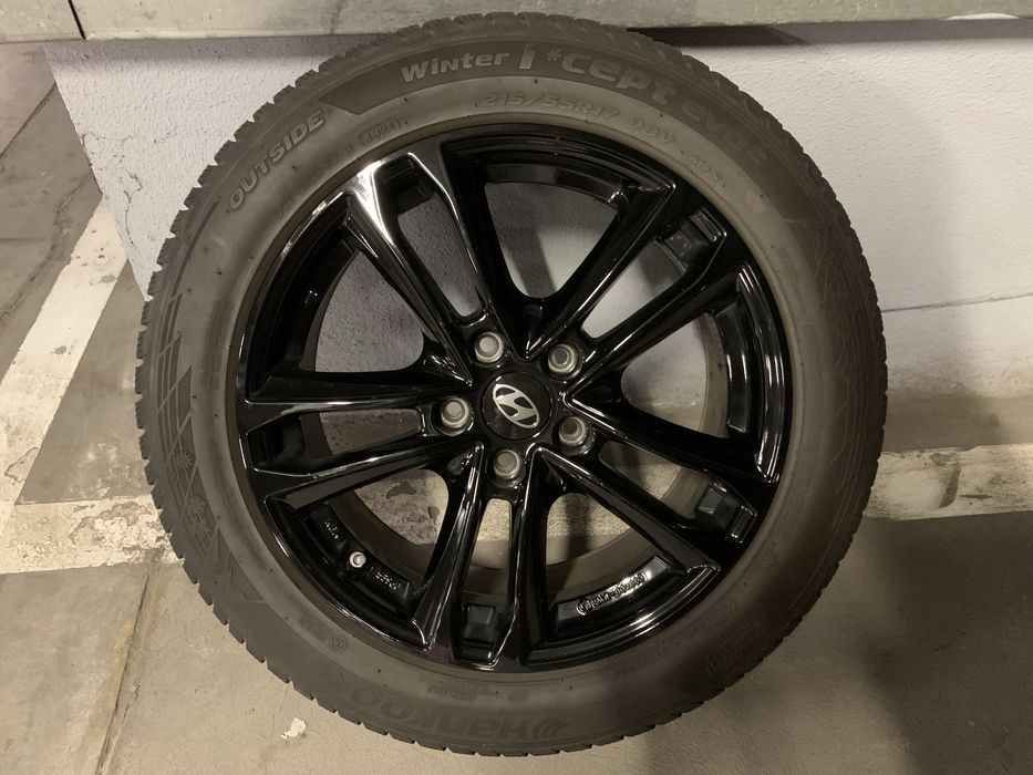 оригинални джанти Hyundai Kona 17” с гуми Hankook Winter 215/55/R17