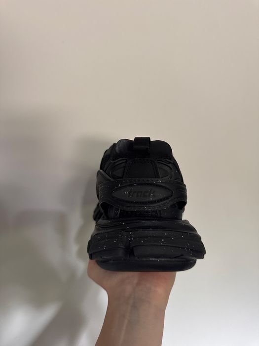 Balenciaga Track Graffiti