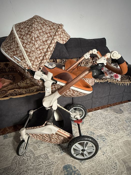 Продам коляску Hot mom