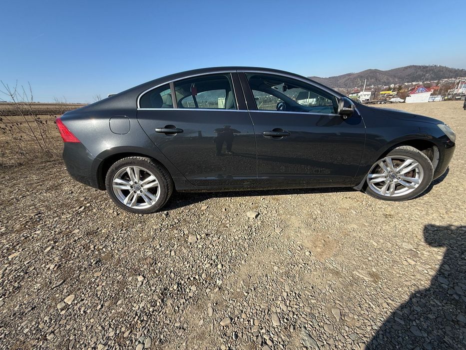 Vând Volvo S60 2012