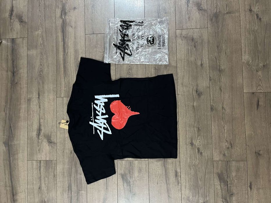 Черна тениска Stussy